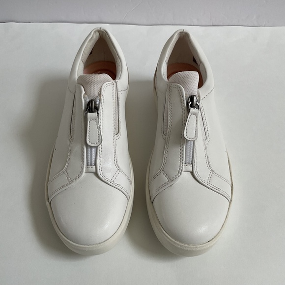 Clarks Women's Layton Rae Leather Sneakers Sz 7 White Zipper - Picture 5 of 10
